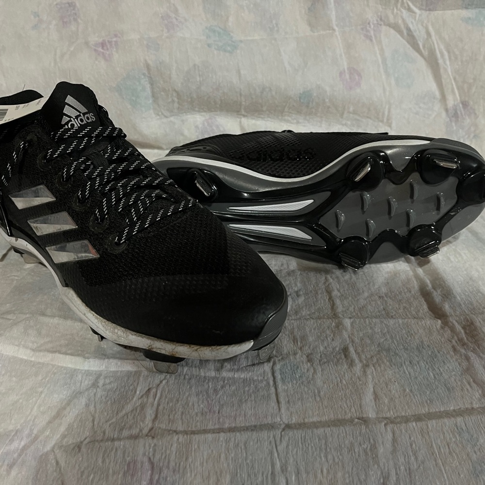 Adidas Men's Black and White Athletic Cleats